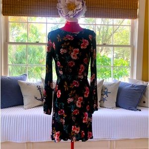 Loft women’s dress , size 0, soft and comfy, nice open back detail